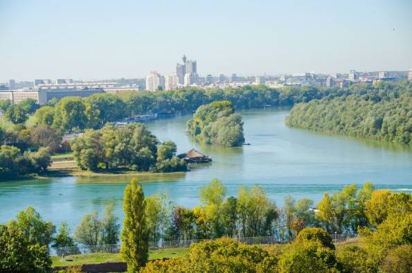 4 D. KELIONĖ Į SERBIJĄ (SKRYDIS IŠ RYGOS)